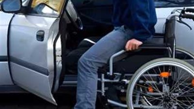 الإفتاء: اقتناء الأصحاء لسيارات المعاقين حرام شرعًا