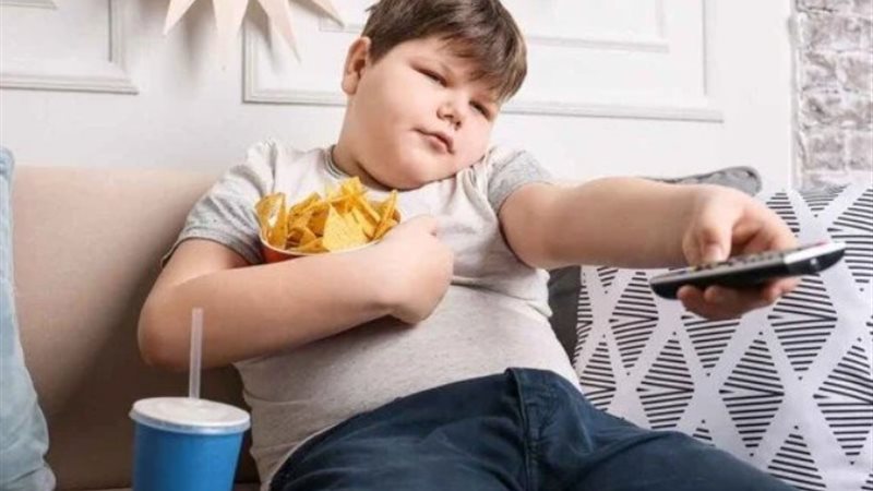 خطوات علاج السمنة عند الأطفال