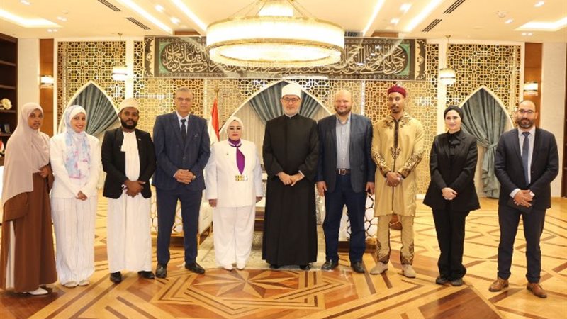 مجلس الشباب العربي
