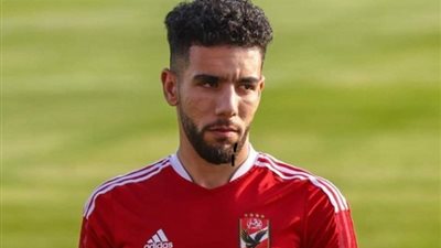 بعد عرضه للبيع، سيراميكا يكشف موقفه من ضم القندوسي