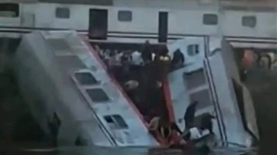 حادث تصادم قطارين بمنطقة ماقوسة فى المنيا وسقوط عربين بترعة الإبراهيمية