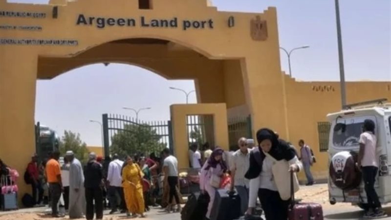 عودة عدد كبير من السودانيين من مصر إلى بلادهم