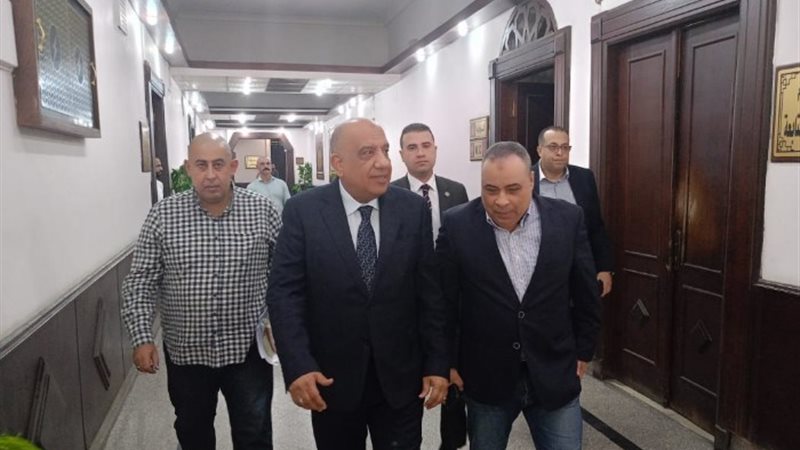 جانب من زيارة الوزير لشركة كهرباء جنوب القاهرة