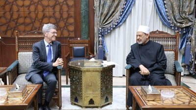 شيخ الأزهر: الديمقراطيون والجمهوريون اختلفا في كل شيء عدا دعم الكيان الصهيوني