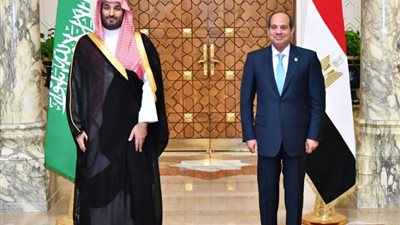 ولي العهد السعودي يوجه برقية شكر إلى الرئيس السيسي بعد زيارته للقاهرة