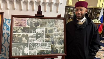 وزير الأوقاف يدعو لروسيا بالأمن خلال صلاة الظهر بالمسجد الأزرق (صور)