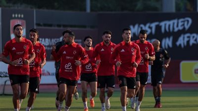 بعثة الأهلي تتجه للإمارات اليوم استعدادًا للسوبر المصري