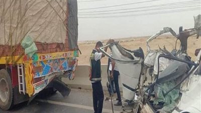 وفاة سائق وإصابة والدته في حادث تصادم بالصحراوي الشرقي بسوهاج