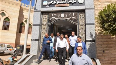 محافظ الدقهلية: يشدد على سرعة الانتهاء من استخراج شهادات البيانات للتصالح