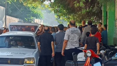 أهالي العياط يشيّعون جثمانيّ شقيقين لقيا مصرعهما أسفل عجلات القطار