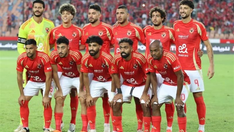 لاعبو الأهلي