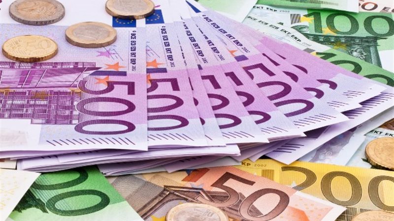 سعر اليورو مقابل الجنيه