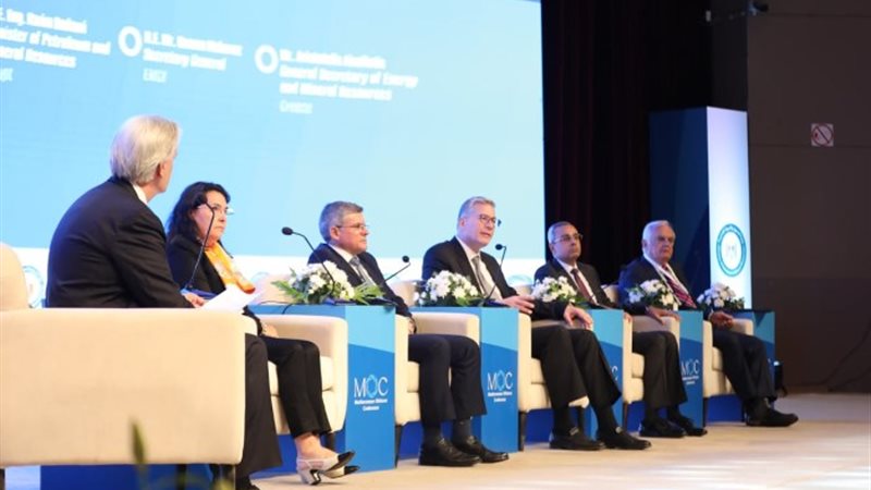 المهندس كريم بدوى وزير البترول