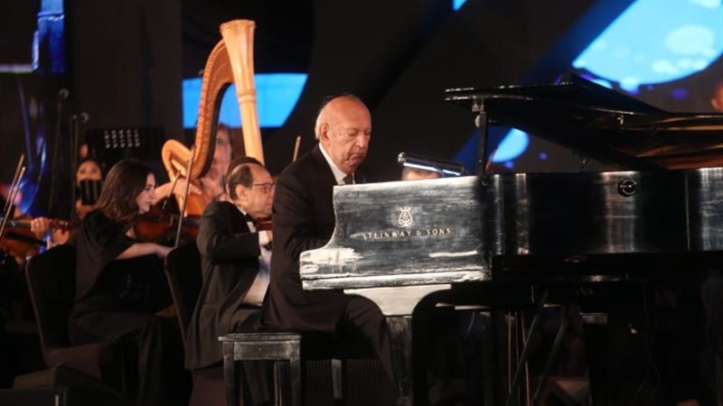 عمر خيرت