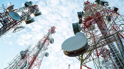 إنشاء محطة جديدة لدعم خدمات الاتصالات في الواحات البحرية خلال شهرين