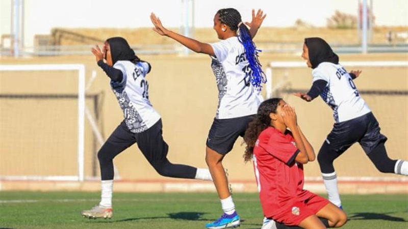 لاعبات نادي دلفي