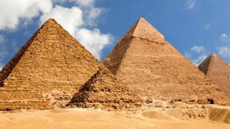 الاهرامات