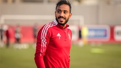 رغم ترحيله، كهربا يحتفل بتتوج الأهلي بالسوبر المصري (بالصور)