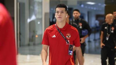 الأهلي يدرس تغريم إمام عاشور بعد التتويج السوبر المصري