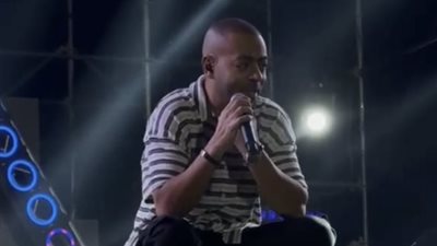تحت شعار كامل العدد، تامر عاشور يتألق في حفل فاميلي بارك
