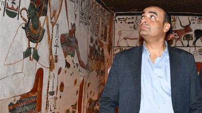 «الآثار» تدرس إمكانية إعادة فتح مقبرة الملكة نفرتاري بالأقصر أمام الزائرين