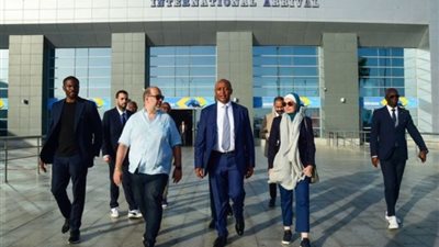 اتحاد الكرة يستقبل رئيس الكاف لحضور نهائي كأس الأمم الإفريقية للكرة الشاطئية