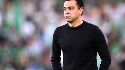 تقارير إسبانية: مانشستر يونايتد يتجه لمدرب برشلونة السابق (تفاصيل)