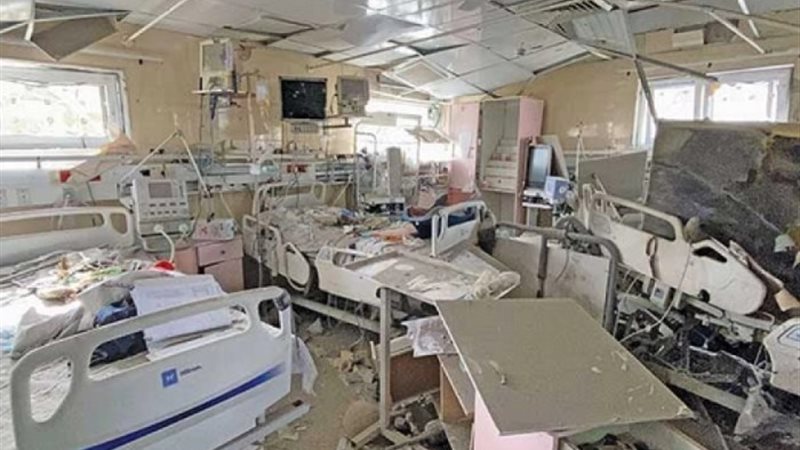 الاحتلال يدمر مستشفى كمال عدوان شمال غزة