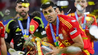 حساب الدوري الإنجليزي: رودري ظن أن تتويجه بالكرة الذهبية كذبة أبريل