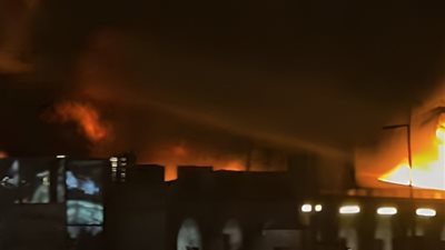 نائب مدير أمن الجيزة يتفقد حريق مخزن كراسي أبو صير في البدرشين