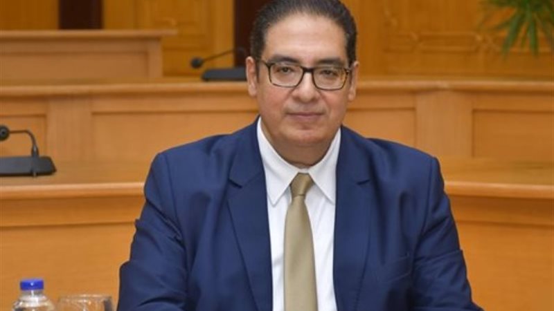 رئيس جامعة القاهرة