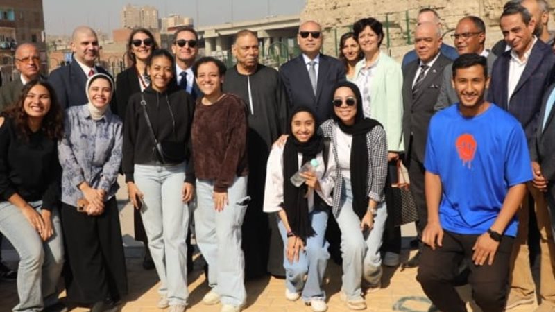 محافظ القاهرة بمنطقة الجبخانة