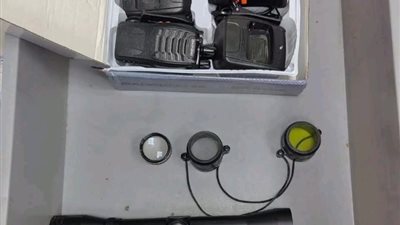 جمارك مطار سوهاج تضبط محاولة تهريب منظار وجهازي لاسلكي