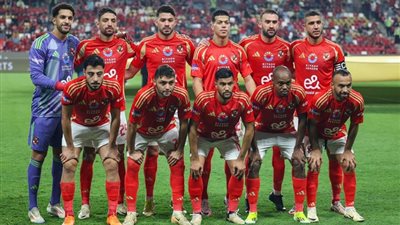 نجم الأهلي يعود للتشكيل الأساسي أمام سيراميكا في الدوري