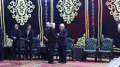 ابن الأصول، حسين فهمي يتخطى أحزانه ويعزي في الراحل حسن يوسف