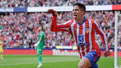 أتليتكو مدريد يفوز علي لاس بالماس بثنائية في الدوري الإسباني