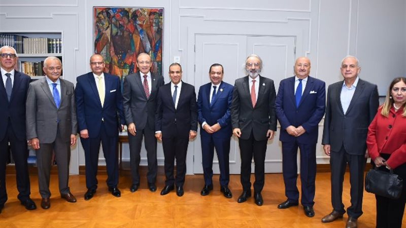 وزير الخارجية والهجرة يستقبل أعضاء مجلس الأعمال المصرى-الكن