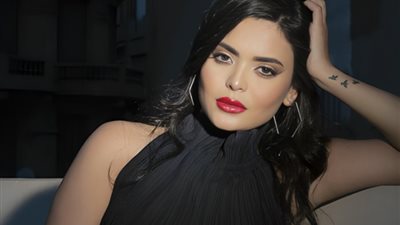 أمينة خليل أم أمير المصري السبب، أسماء جلال تحذف حسابها على إنستجرام