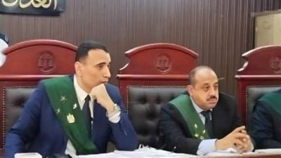 النطق بالحكم على 3 متهمين في قضية 