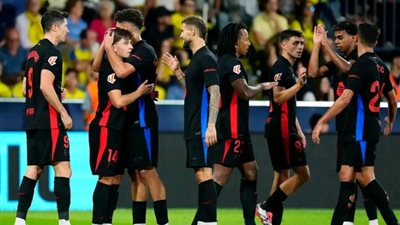 برشلونة يتقدم على النجم الأحمر بثنائية في الشوط الأول (فيديو)