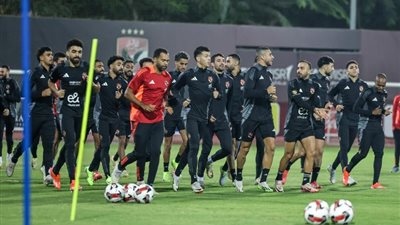الأهلي يختتم تدريباته استعدادًا لمواجهة زد في الدوري مساء اليوم