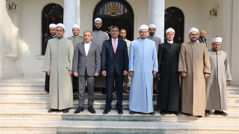 استقبال محافظ الجيزة لعدد من الأئمة والوعاظ