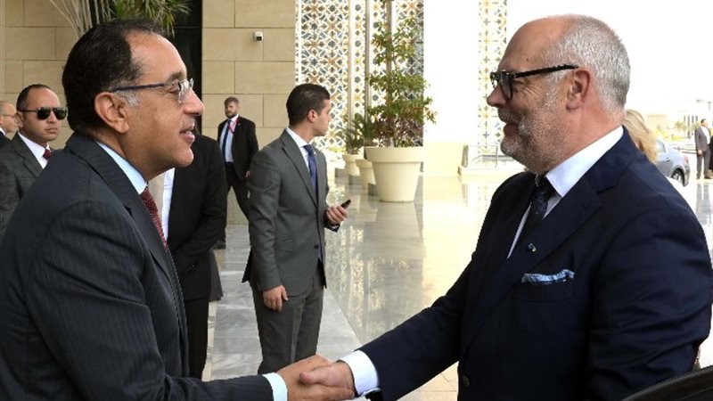 رئيس الوزراء خلال اللقاء