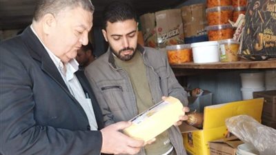 ضبط طن شطة و115 صفيحة جبنة منتهية الصلاحية في الدقهلية (صور)