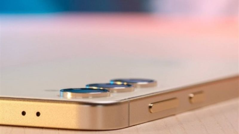 iPhone 17 Slim