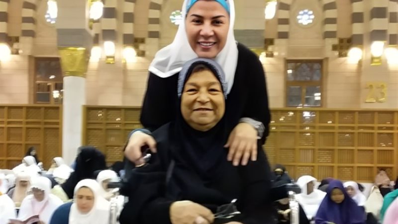 مفيدة شيحة ووالدتها