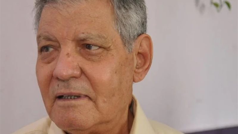 وفاة الشاعر محمد إبراهيم أبو سنة