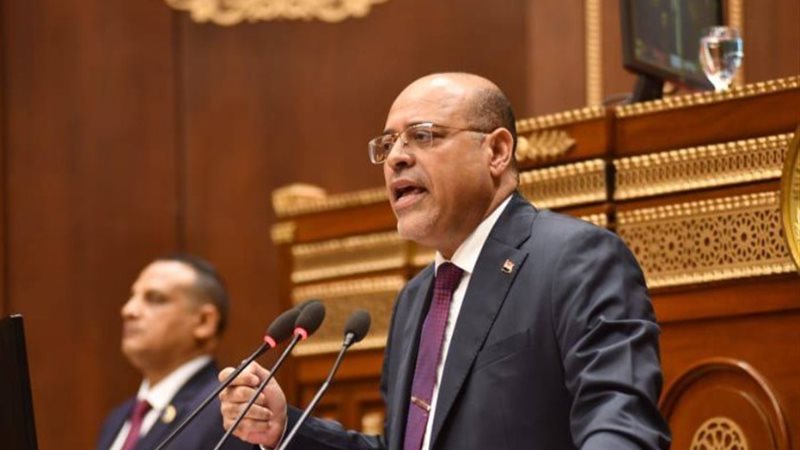 وزير العمل