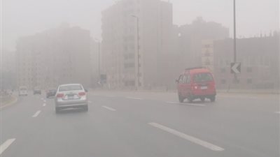 شبورة وأمطار والعظمى بالقاهرة 25، الأرصاد تكشف حالة الطقس غدًا الثلاثاء