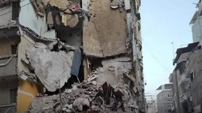 انهيار جزئي لعقار سكنى دون إصابات بمنطقة الخليفة في القاهرة